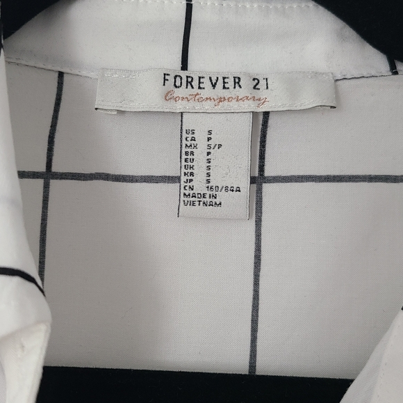 Tie-front Blouse - Picture 6 of 6